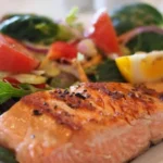 ako-spravne-pripravit-steak-z-lososa-odbornik-uvadza-najlepsiu-metodu.webp.webp