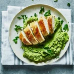 krehke-kuracie-file-so-zelenym-hraskom-recept-na-dokonalu-veceru.webp.webp